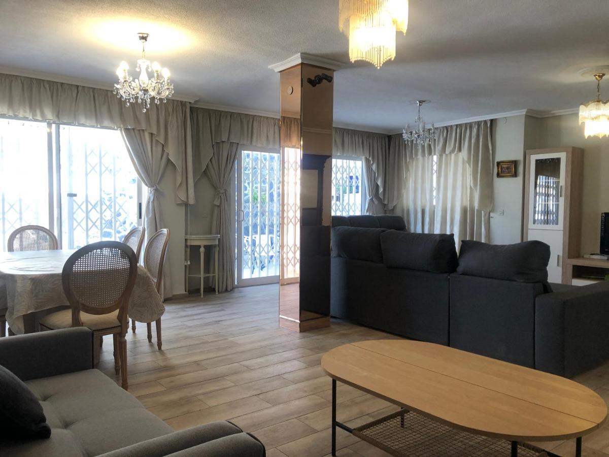 Holiday Chalet 베니돔 외부 사진